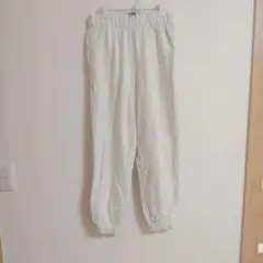 GAP ホワイト ジョガーパンツ Sサイズ