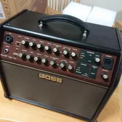 アコースティックアンプ BOSS ACS-LIVE 未使用、お買い得❗