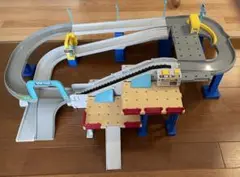 トミカ 2スピードでコントロール! トミカアクション 高速どうろ