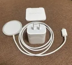 Apple純正品 MagSafe充電器（1 m）+電源アダプタ