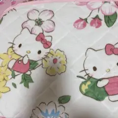 サンリオ♥️ハローキティ　フランネル　シングルベッドパッド
