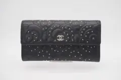 CHANEL 二つ折り長財布 カメリア ココマーク スタッズステッチ ブラック