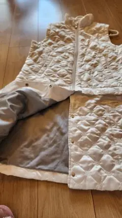 Item thumbnail for item e7eb0cc2-6f25-41e3-9ae8-118f653c6142