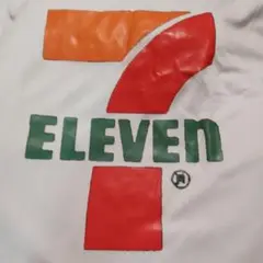 ❤️7-Eleven ロゴ Tシャツ Mサイズ。ポリエステル