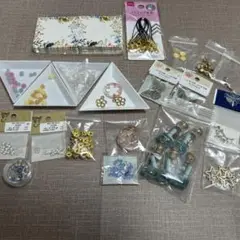 メタルチャーム　ビーズ　アクセサリー台紙　セット