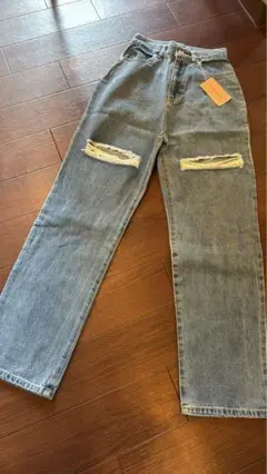 エストレジャ　ストレートパンツ　ジーンズ