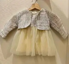 Item thumbnail for item 66d12e2e-782e-40ec-93c6-0513e0e3cedf