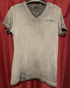 DIESEL グレー Vネック Tシャツ