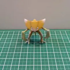 ポケモン　モンコレ　カブトプス