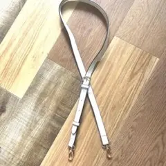 鞄のショルダー用のベルト　紐　ホワイト合成皮革ストラップ