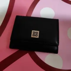 ジバンシィ小銭入れコインケース裏面収納あり