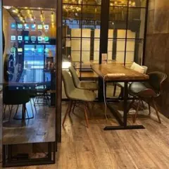 【展示品値下げ】デジタル看板　デジタルサイネージ　タッチパネルで操作簡単！