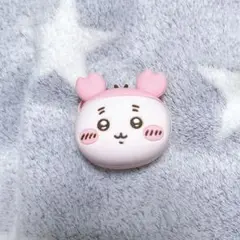 ちいかわ　おかおミニシリコンポーチ　古本屋　カニちゃん
