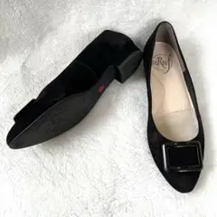 美品☆アンリーフ 23cm パンプス バックル フラット ブラック 黒 シューズ