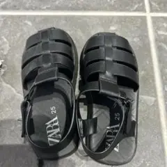 ZARA ブラック サンダル 25