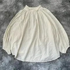 美品✨【サマンサモスモス】クリーム色 七分袖ブラウス クロスオーバー襟 綿