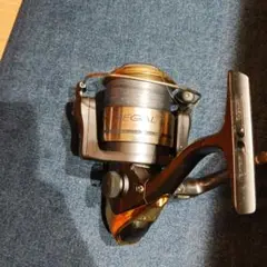 スピニングリール