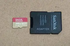 SanDisk Extreme 256GB microSDカード