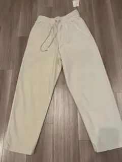 パシオーネ　コーデュロイパンツ　未使用品