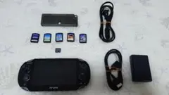 PS Vita 本体 + ゲームカード5枚 + 付属品