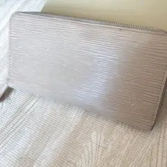 ルイヴィトン エピ 長財布 美品