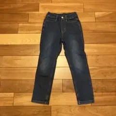 Item thumbnail for item 3ccdb07a-9d67-4ed3-8fcb-753ba05b173d