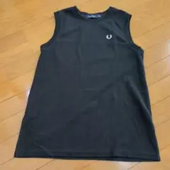 FRED PERRY❤ ブラック タンクトップ UK 10