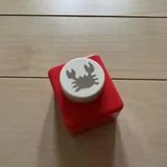 クラフトパンチ　カニ