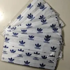 adidas 不織布マスク 白
