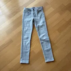 ユニクロ　ストレッチスキニーパンツ　サイズ24