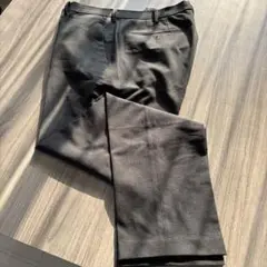 ユニクロ グレー スラックス ウエストボタン付き