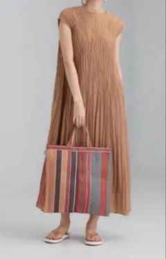 美品✨green label relaxing リンクルプリーツワンピース