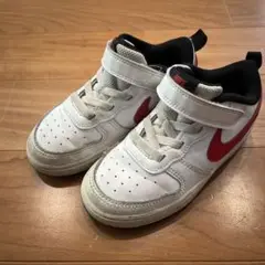 Nike ホワイト/レッド スニーカー ベルクロ