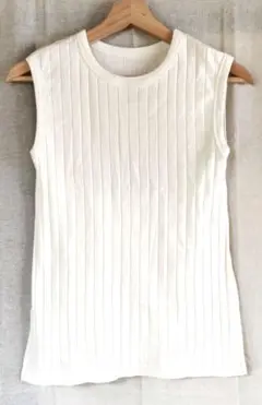 ホワイト ノースリーブ Tシャツ Mサイズ