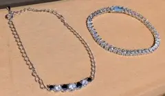 ネイビークリスタルブレスレットとテニスブレスレットの2点