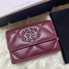 レア CHANEL スモールフラップウォレット