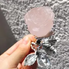 ローズクォーツ　バラ　薔薇　置物