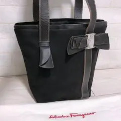 《美品》Ferragamo(フェラガモ)ハンドバッグ