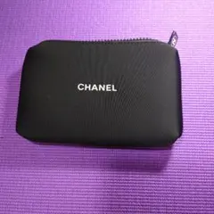 CHANELコンパクト未開封 黒ナイロンポーチ