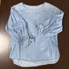 ライトブルー バルーンスリーブ シャツ