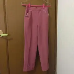 QUEENS パール装飾 ピンクスラックス