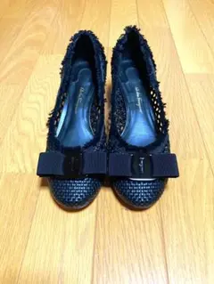 フェラガモ パンプス VARA レース
