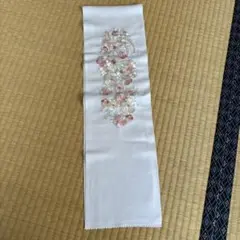 半衿