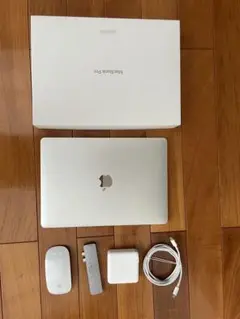 MacBook Pro 13インチ 2019年モデル A2159 シルバー