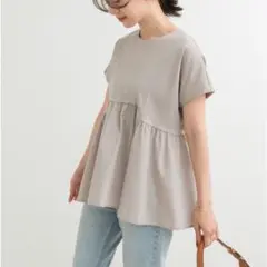 【本日限定お値下げ＊】アーバンリサーチドアーズ ペプラム トップス　ベージュ