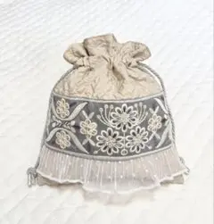 人気　巾着　巾着ポーチ　巾着バッグ　いインド刺繍リボン　水色　ベージュ　小物入れ