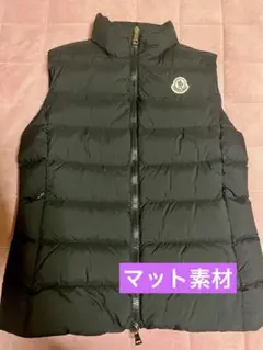 モンクレール ダウンベスト