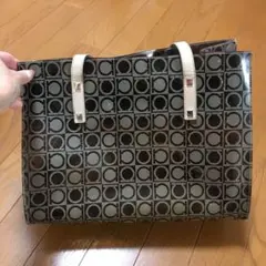 フェラガモ　ビニール　ショルダーバッグ