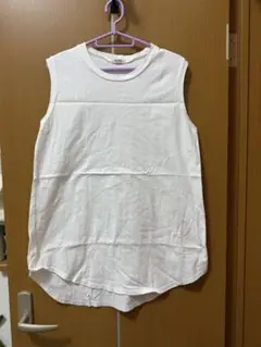 ホワイト ノースリーブ Tシャツ