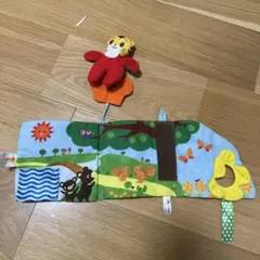 ベネッセ　こどもちゃれんじ　布仕掛け絵本